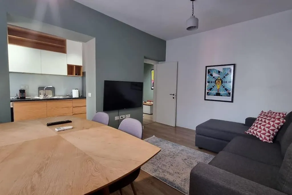 City Center Apartment Τίρανα